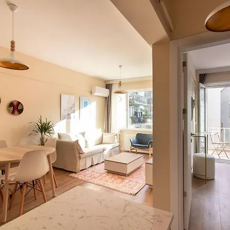 Cozy & Complete 1br Retreat W/ Balcony * Стамбул